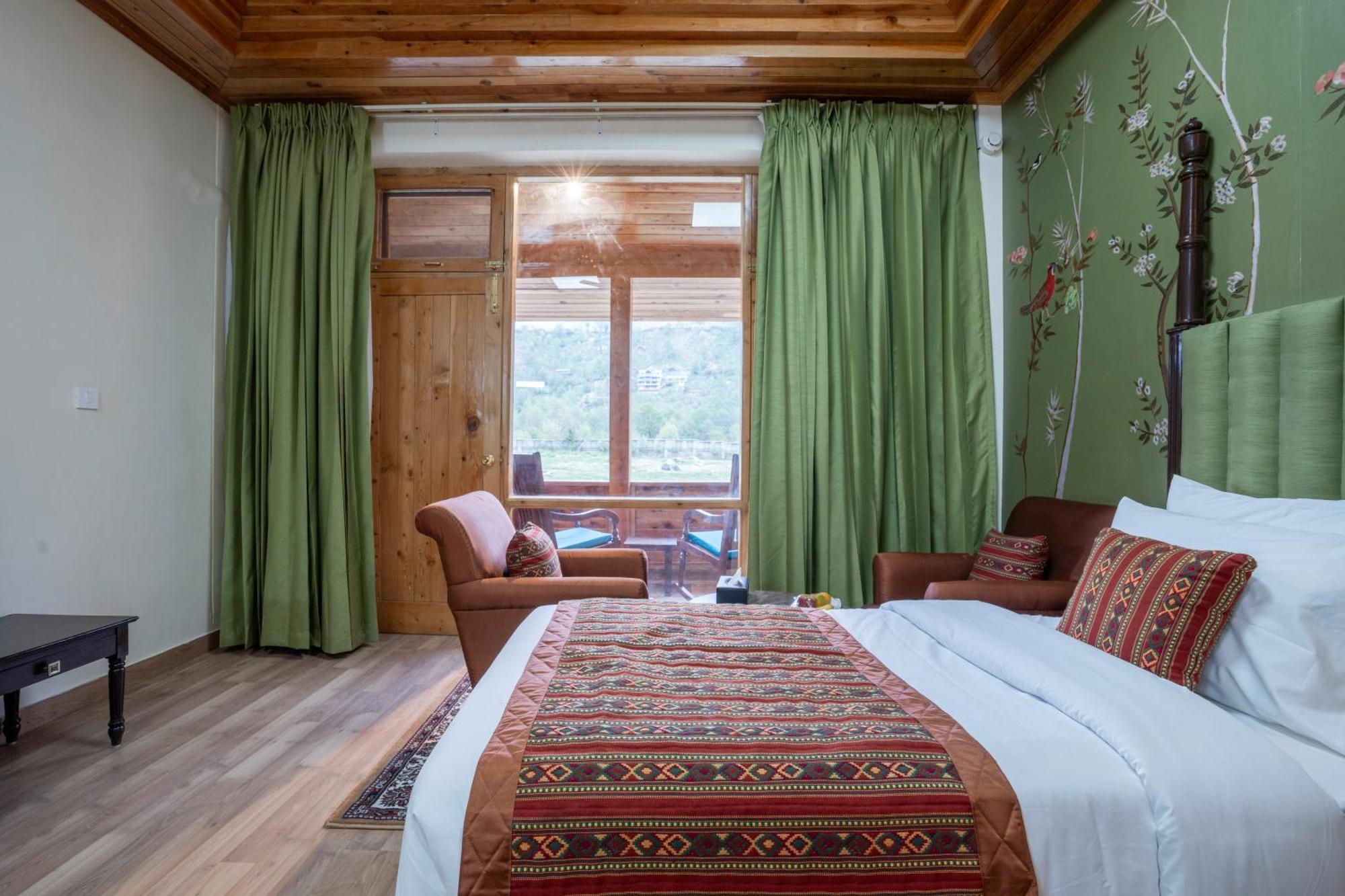 Hotel Devlok Himachal Swarg By Beas - Your Gateway To Heaven Baragrān Exterior photo