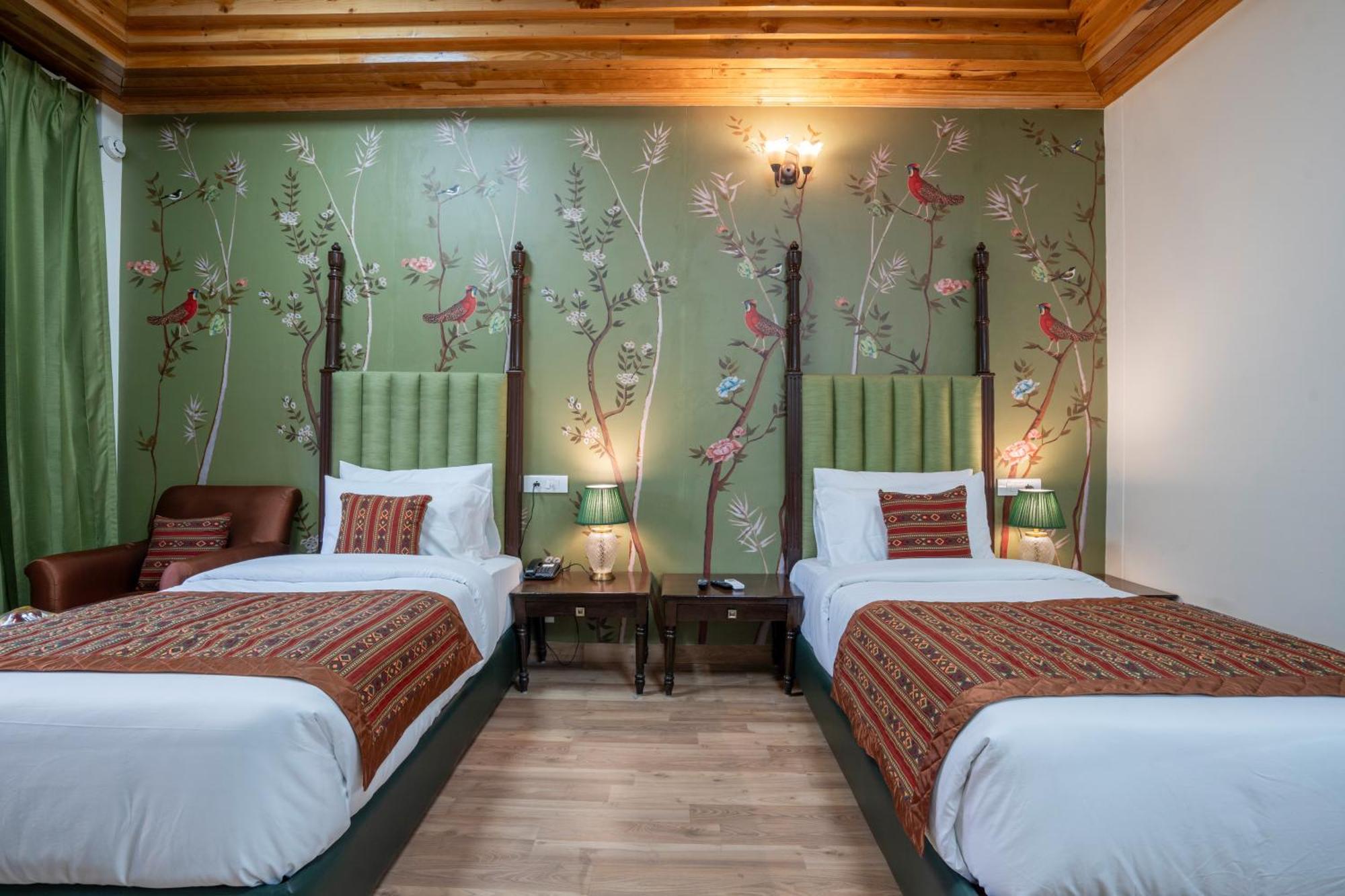 Hotel Devlok Himachal Swarg By Beas - Your Gateway To Heaven Baragrān Exterior photo
